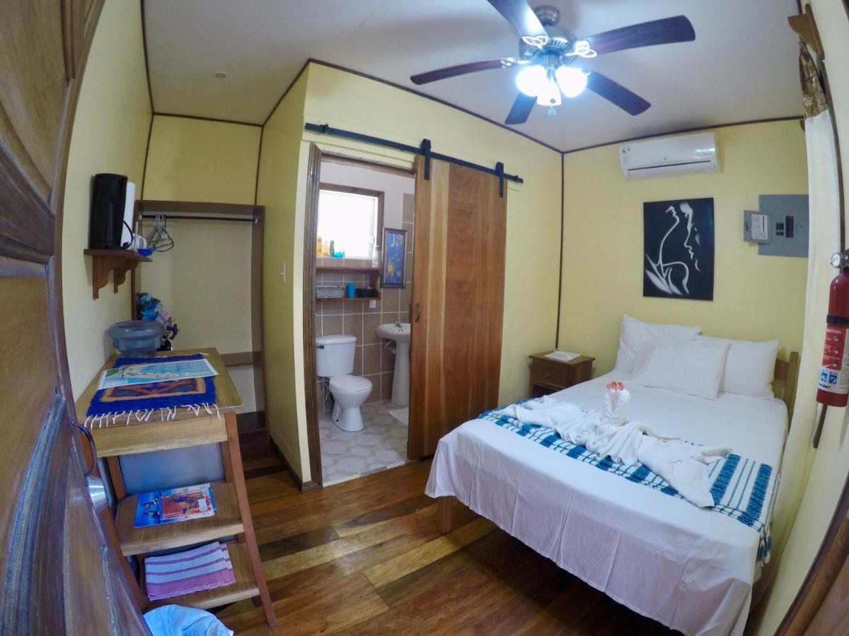 Chila'S Accommodations เคย์คอล์กเกอร์ ภายนอก รูปภาพ